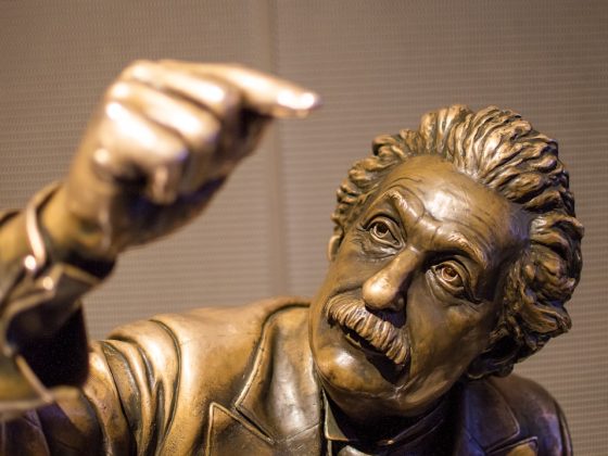 Photo Einsteins equation