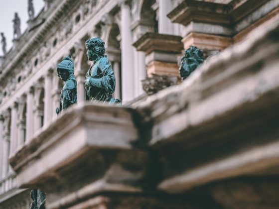 Photo Ancient statues