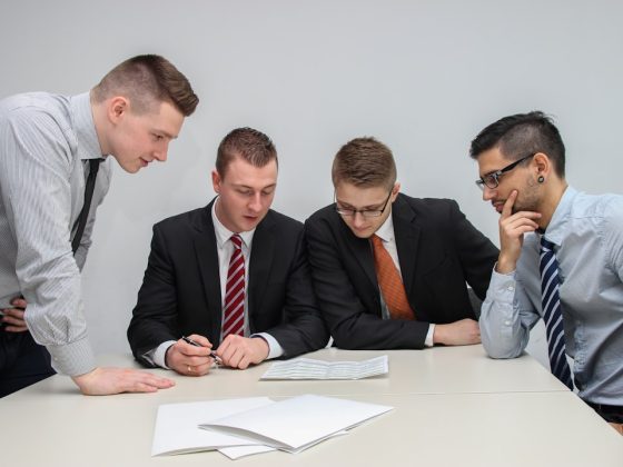 Photo Socratic dialogue